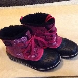 Like new sorel boots